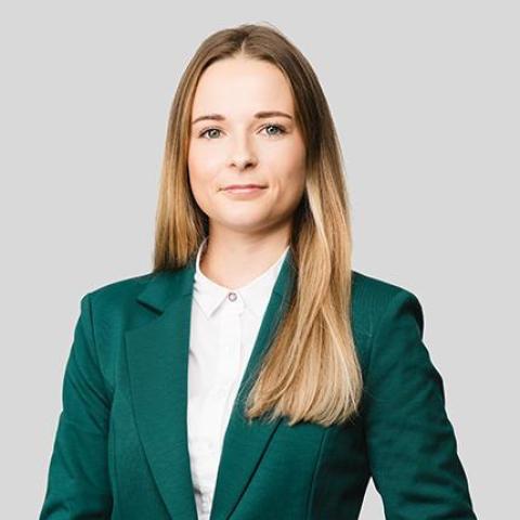 Mag. iur. Emőke Hajas, Rechtsanwaltsanwärterin Öffentliches Recht, Umweltrecht