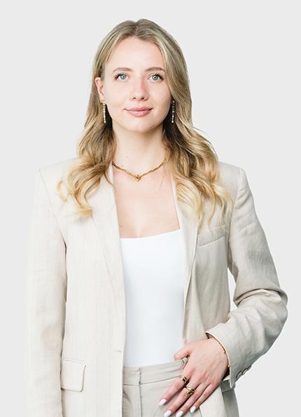 Bianca Schamberger, Rechtsanwaltsanwärterin, lores 