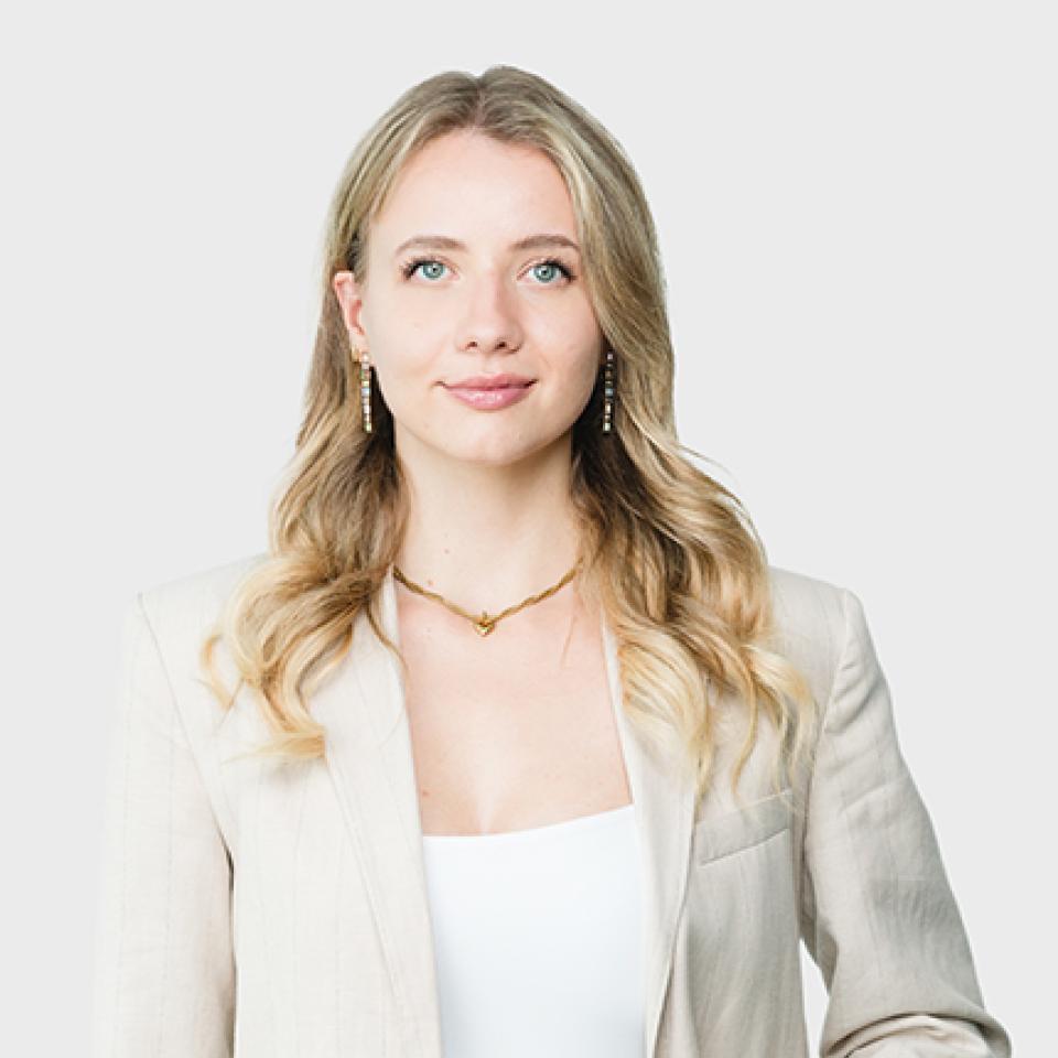 Bianca Schamberger, Rechtsanwaltsanwärterin, lores 