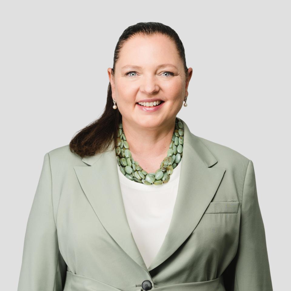 Francine Brogyanyi, Partnerin