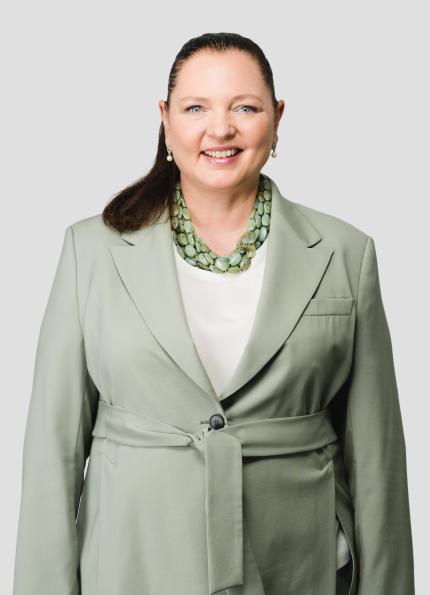 Francine Brogyanyi, Partnerin